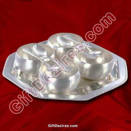Silver Corporate Gifts - Set of 4 Bowls, Spoons and Tray